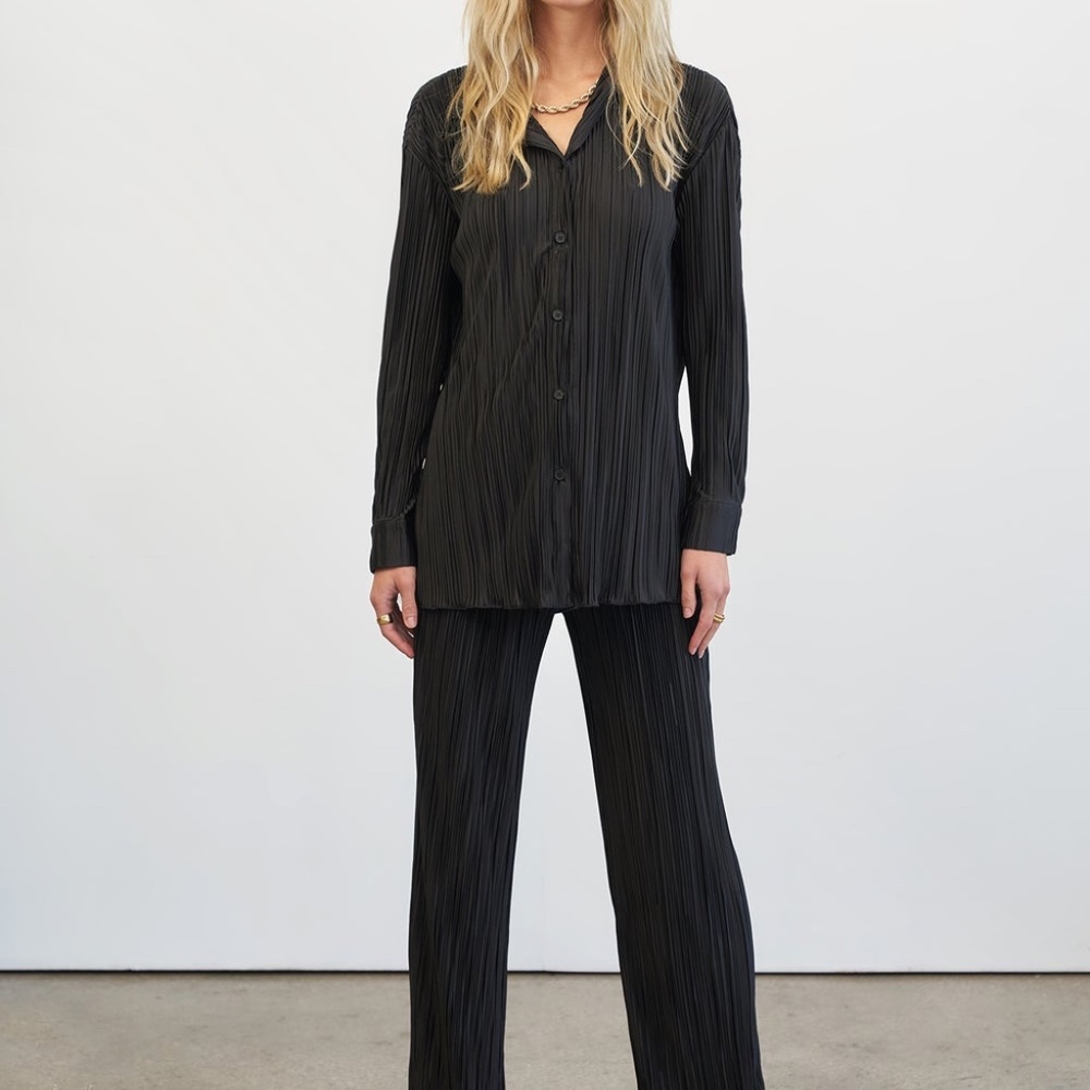 ELSA HOSK FOR 4TH AND RECKLESS - BNWT RAQUEL PLEATED PLISSE SHIRT